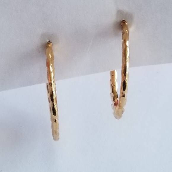 Relisted - Hoop earrings gold tone metal ribbed twist pierced post backs - Picture 6 of 8